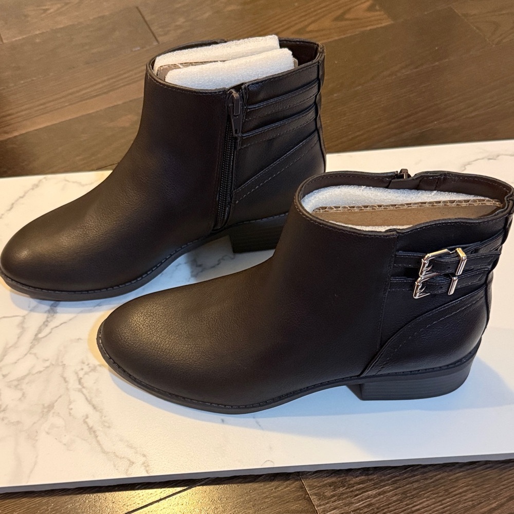 Kelly & Katie Espresso Ankle Boots - US size 7.5M Womens